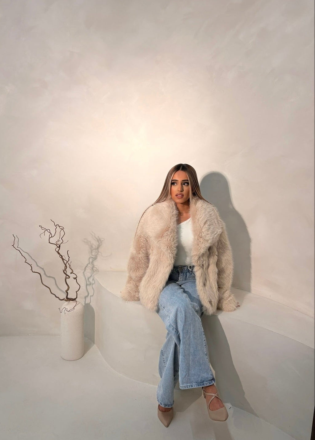 Hannah Faux Fur Coat - Beige