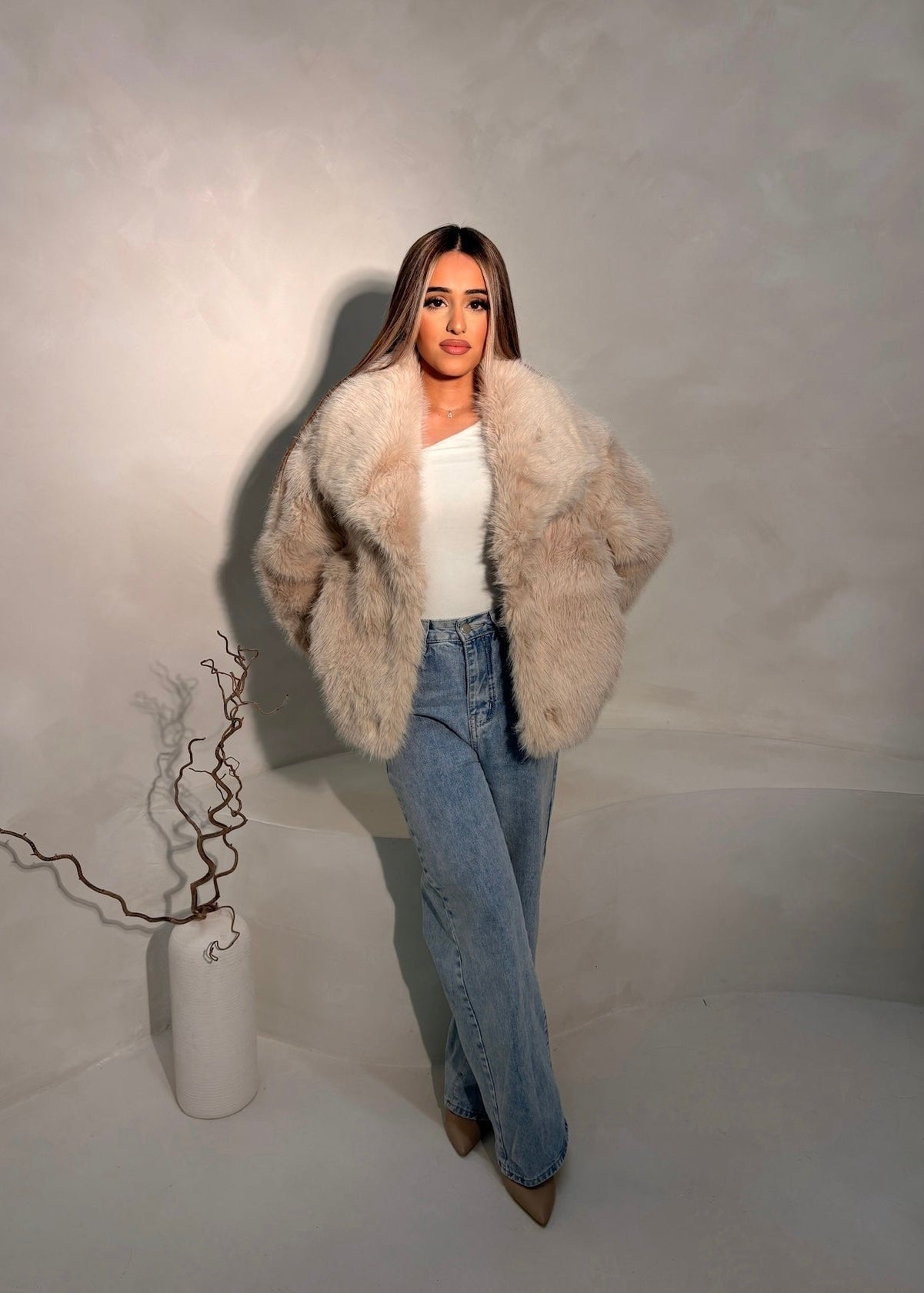 Hannah Faux Fur Coat - Beige